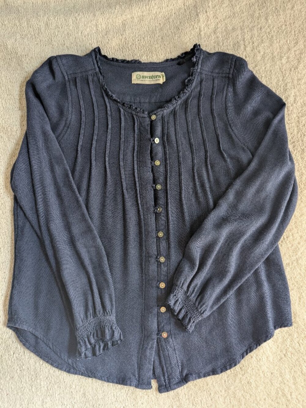 Aventura women's henly blouse, medium, EUC